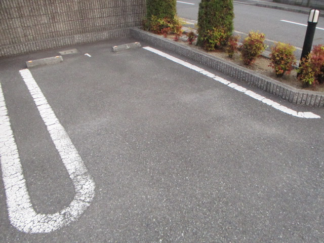 駐車場 写真11