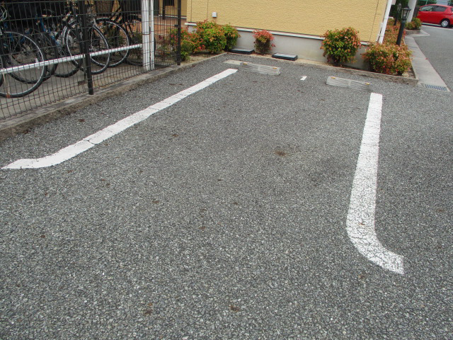 駐車場 写真12