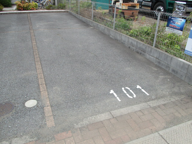駐車場 写真13