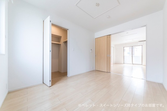 居室 写真8