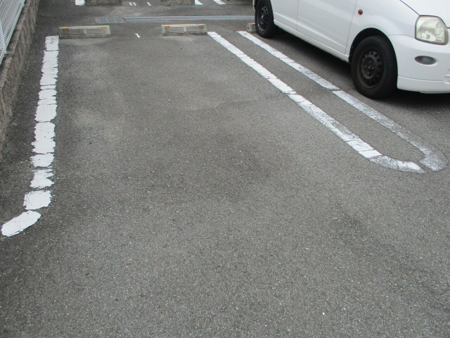 駐車場 写真12