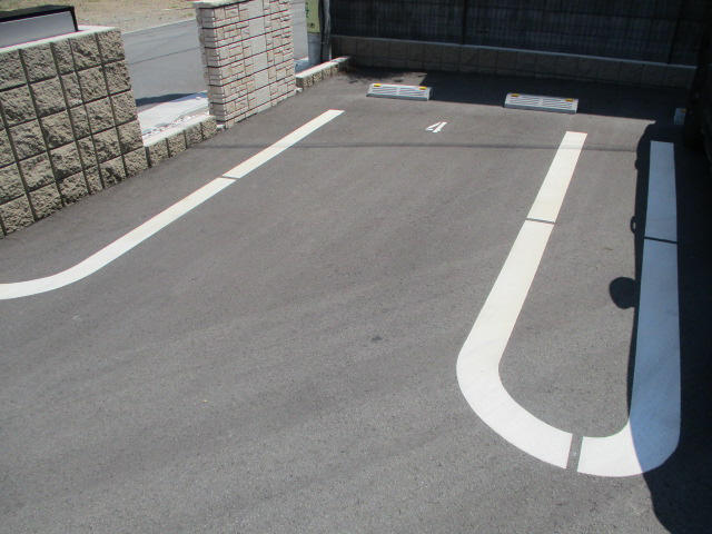 駐車場 写真13