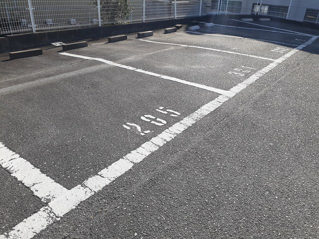 駐車場 写真12