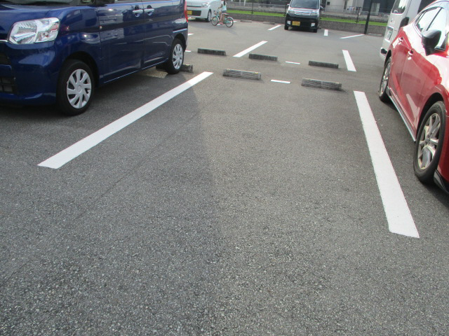 駐車場 写真12