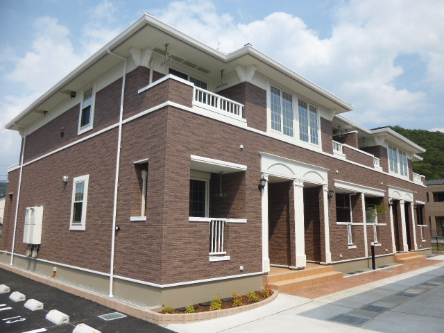 物件番号:1124379403 敷金0円!バルコニー南向きで日当たり良好♪追い炊き・エアコン完備!