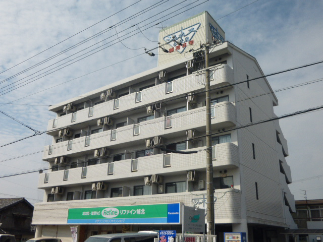 ジュネス伊伝居