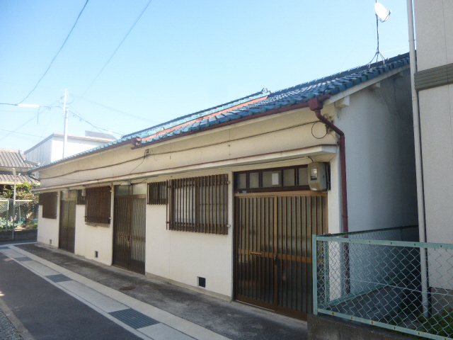 物件番号:1054365336 姫路駅まで徒歩圏内！エアコン完備♪広々とした室内です！