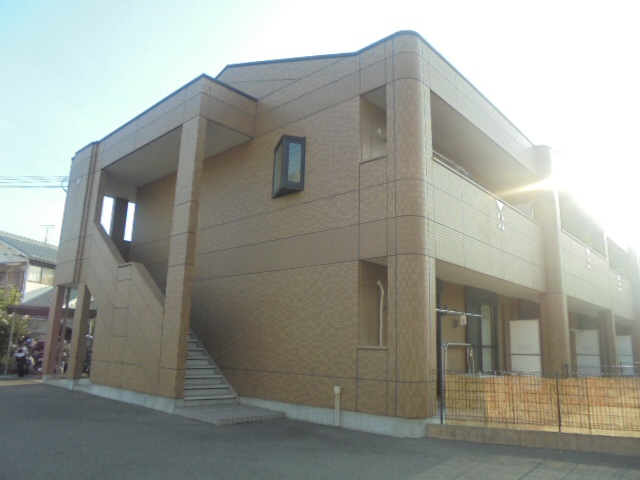 物件番号:1124386926 土山駅徒歩１5分　ウオシュレット・浴室乾燥など充実の内容！