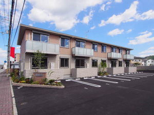 シャーメゾン横尾