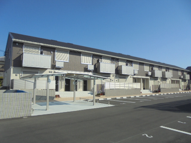 物件番号:1124358005 設備充実の築浅物件です！エアコン完備　駅徒歩圏内　ペット飼育相談可能です！