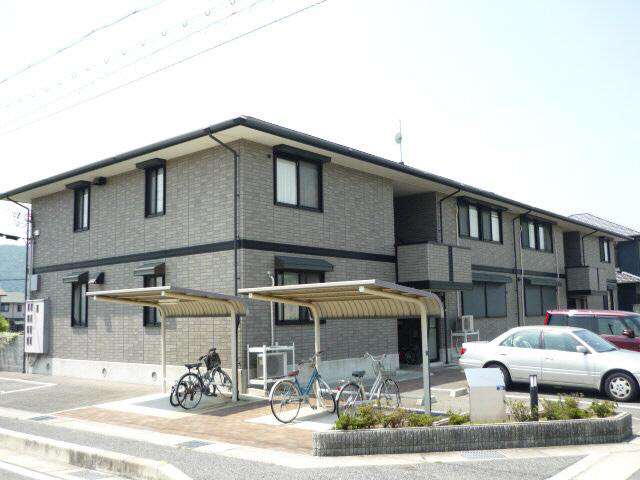 カームフォレスト