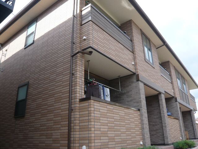 フェリア糸井　F