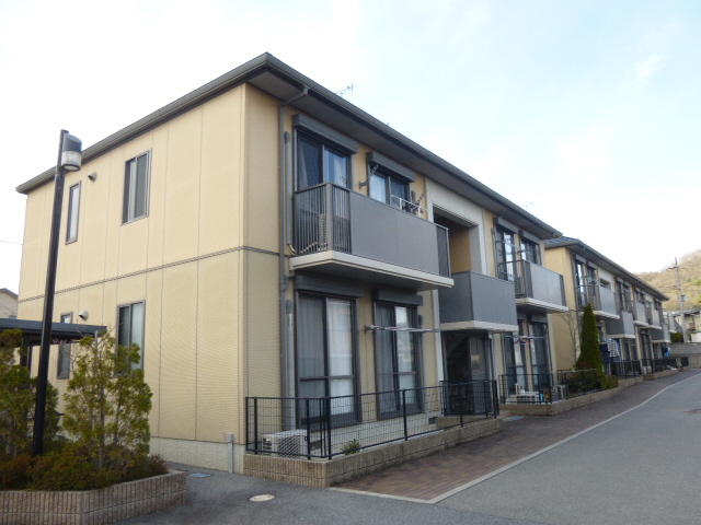 物件番号:1124396066 イオン・コンビニ・最寄駅が徒歩圏内で立地良好☆駐車場1台込の賃料。