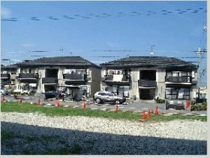 物件番号:1054370733 駐車場２台込み　マックスバリュ近く　閑静な住宅街です☆