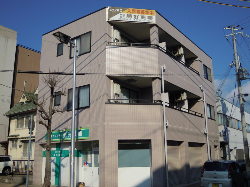物件番号:1124359975 京口駅徒歩１分　Ａコープ・ドラッグストアも徒歩圏内　エアコン完備です