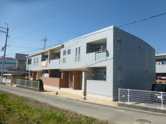 物件番号:1124358223 敷金０円☆　新宮駅徒歩圏でオシャレなデザイナーズハイツ 短期契約もご相談可能☆