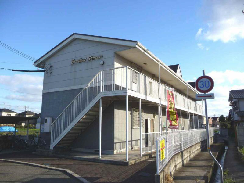 物件番号:1124390235 敷金０円　人気の２階角部屋です　単身さんにもオススメ物件です！！